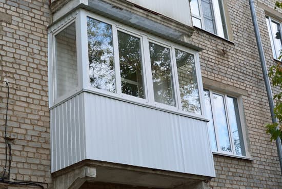 Остекление классического балкона в хрущевке в Балашихе, Московская область