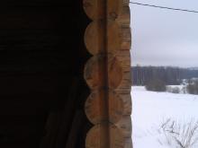 Большое ПВХ окно в деревянном доме