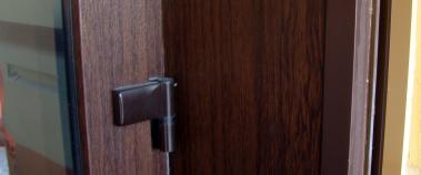 Дверь из ПВХ профиля