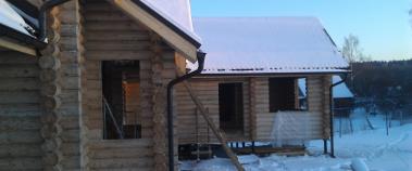 Окно в частном доме